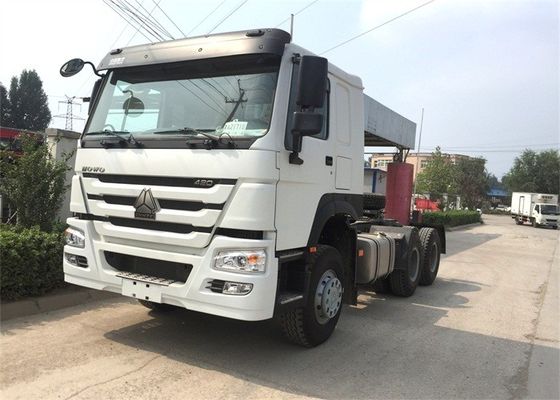 트럭을 견인하는 ZZ4257N3241 SINOTRUK HOWO 컨테이너 6x4 세미 트레일러